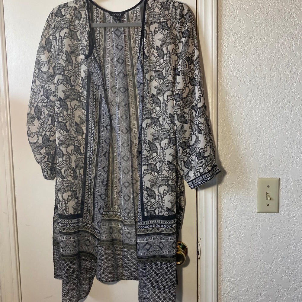 NIC+ZOE XL Kimono Open Front Black White Floral Monkey Print Sheer Cover Up